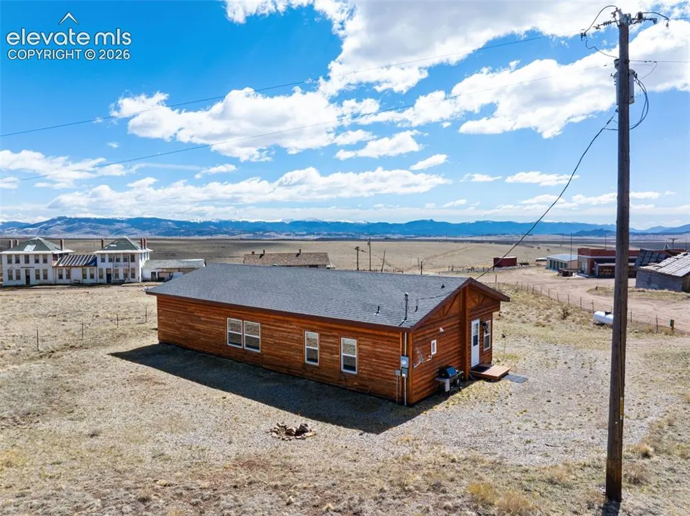 75 Sixth Street Como, CO 80432