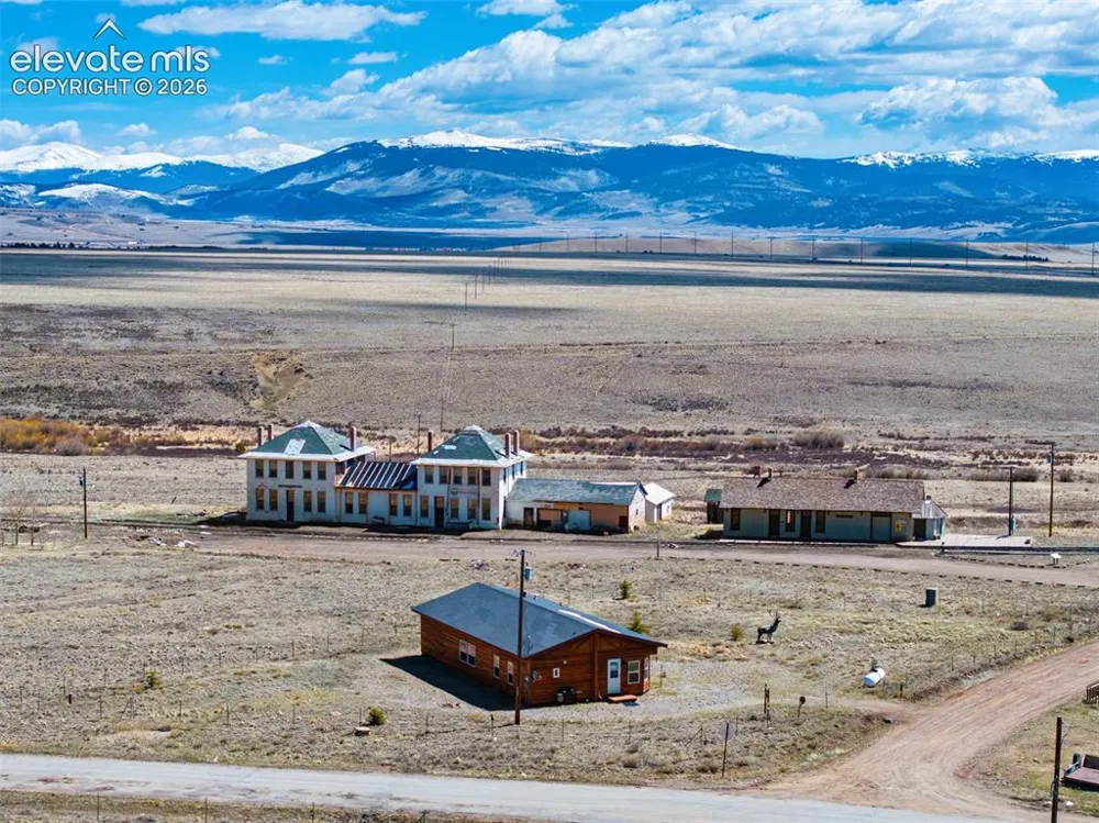 75 Sixth Street Como, CO 80432