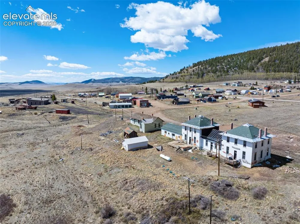 75 Sixth Street Como, CO 80432