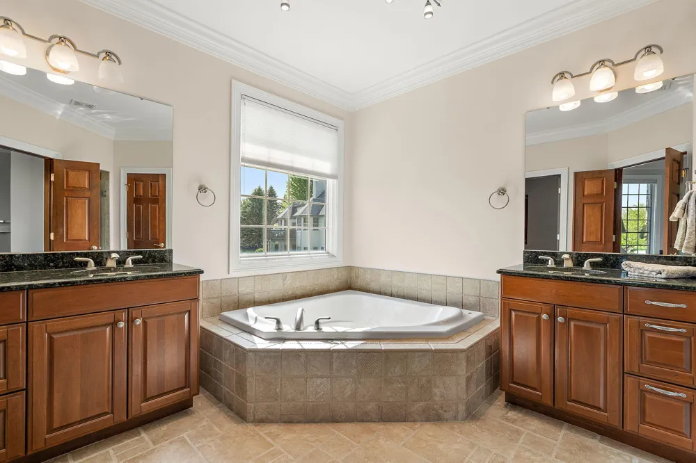 1340 Cantigny Court Chesterton, IN 46304