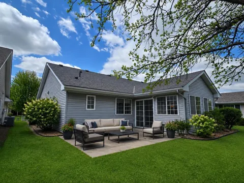 9244 Dunbar Knoll