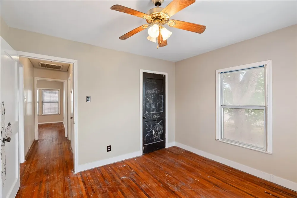101 W Joyce Street Bishop, TX 78343