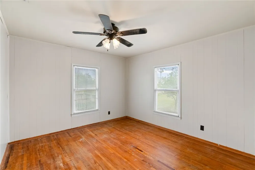 101 W Joyce Street Bishop, TX 78343