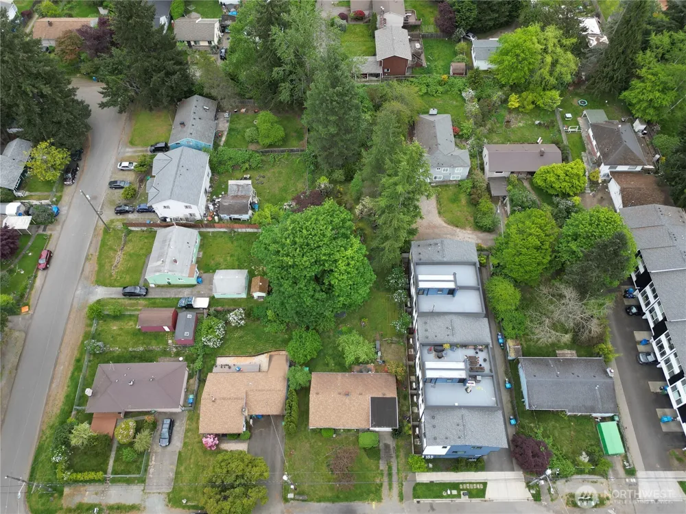 18034 10th Avenue NE Shoreline, WA 98155