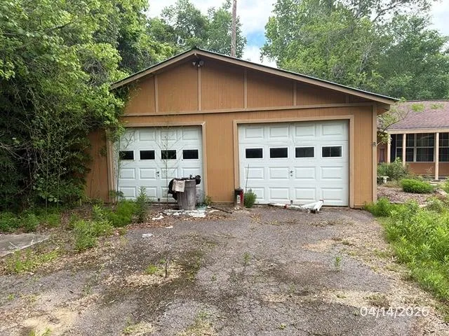 1301 Minglewood Road Liberty, TX 77575