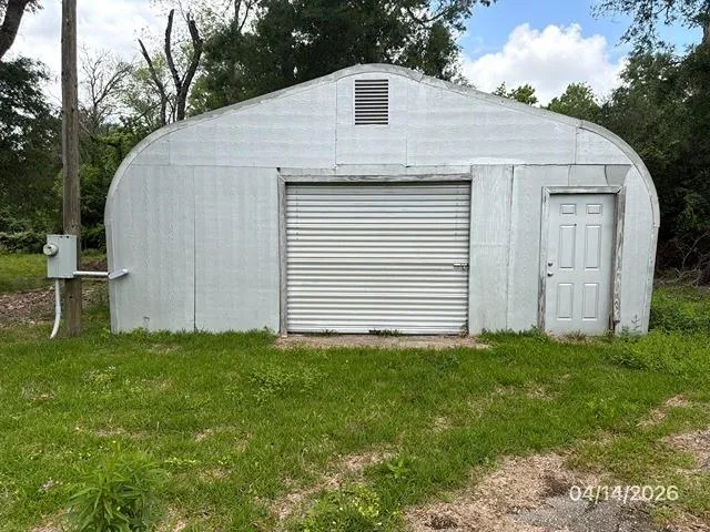 1301 Minglewood Road Liberty, TX 77575