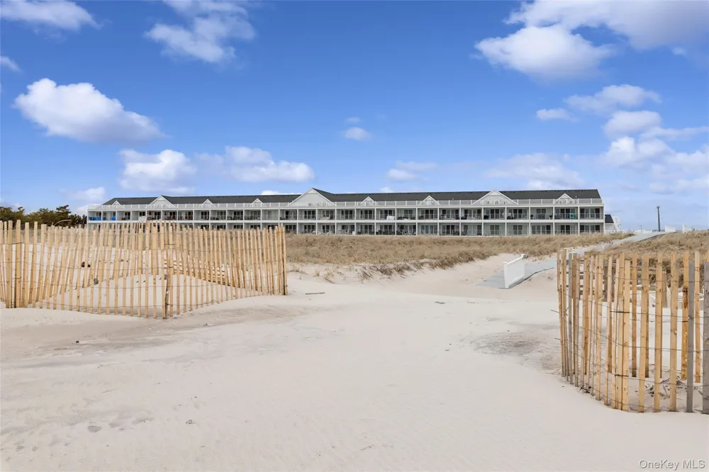 473 Dune Road #6A Westhampton Beach, NY 11978