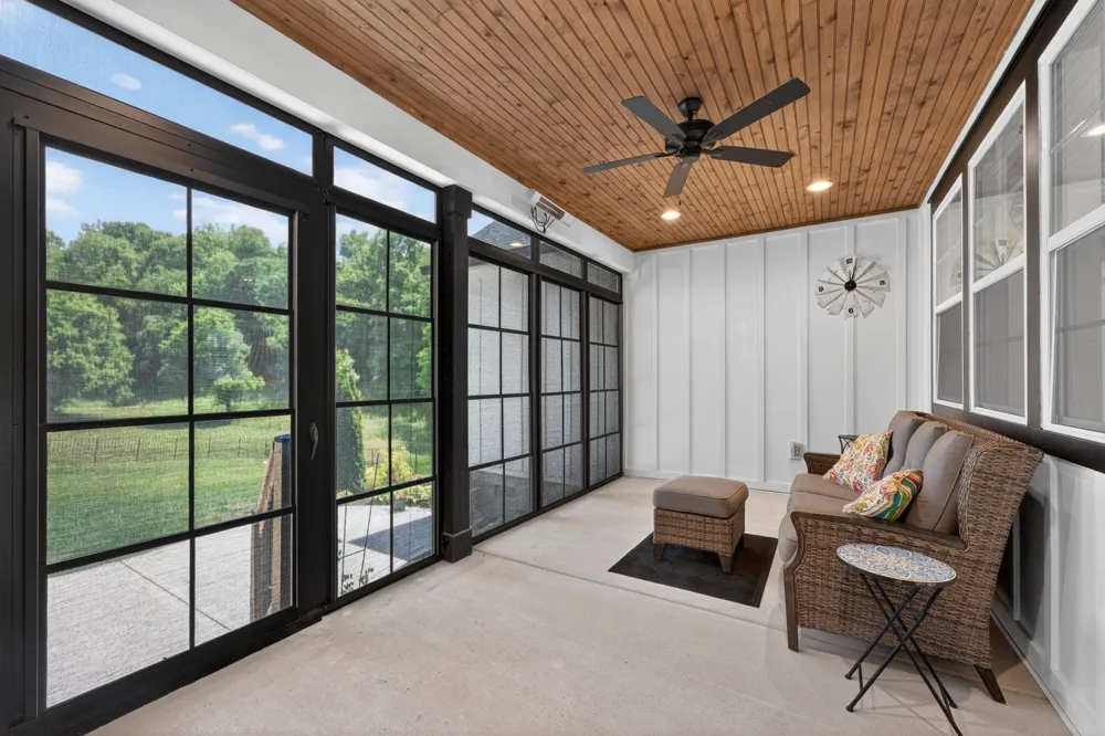 16111 Manchester Pike Christiana, TN 37037