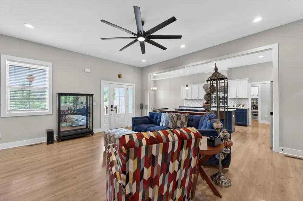 16111 Manchester Pike Christiana, TN 37037