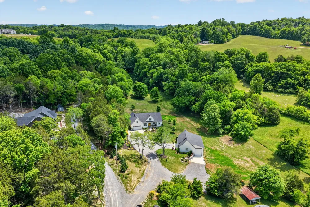 16111 Manchester Pike Christiana, TN 37037