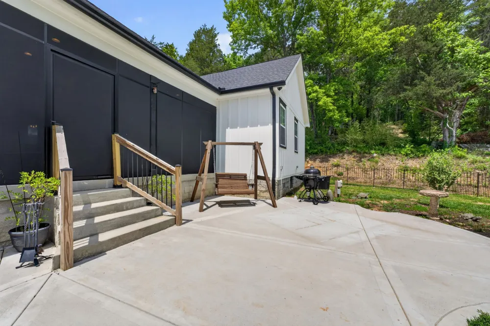 16111 Manchester Pike Christiana, TN 37037