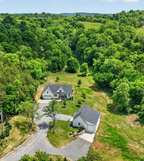 16111 Manchester Pike