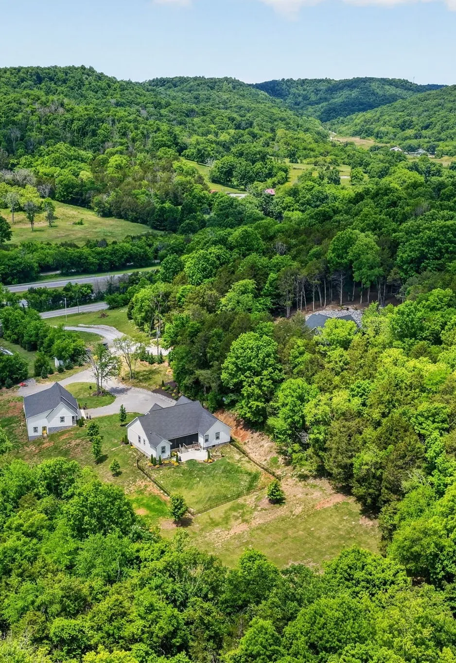 16111 Manchester Pike Christiana, TN 37037