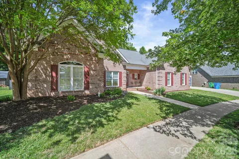234 Lagoda Drive