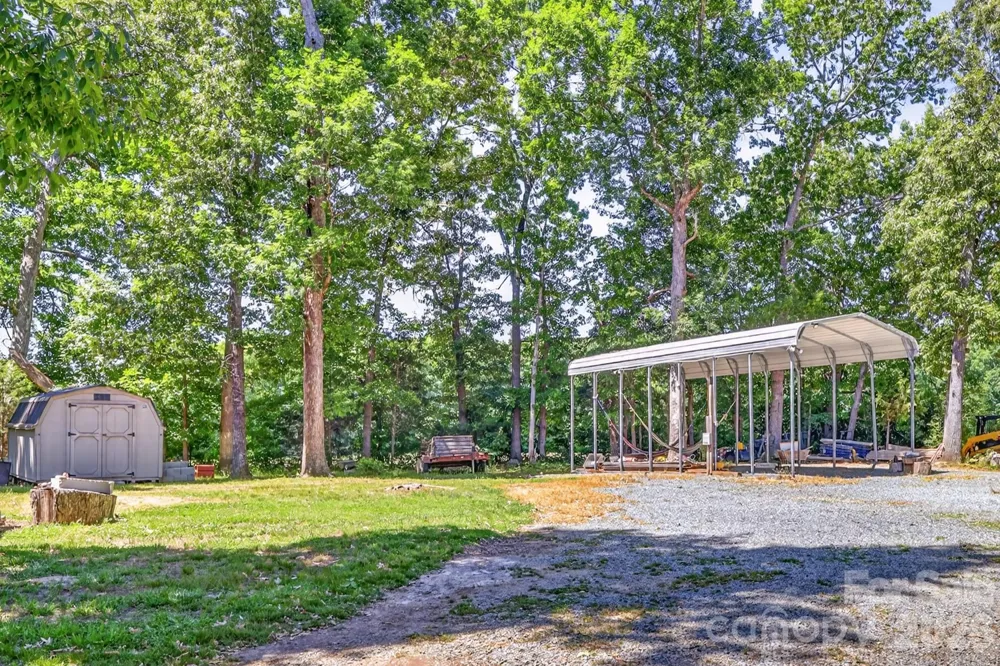 9807 Black Road Midland, NC 28107