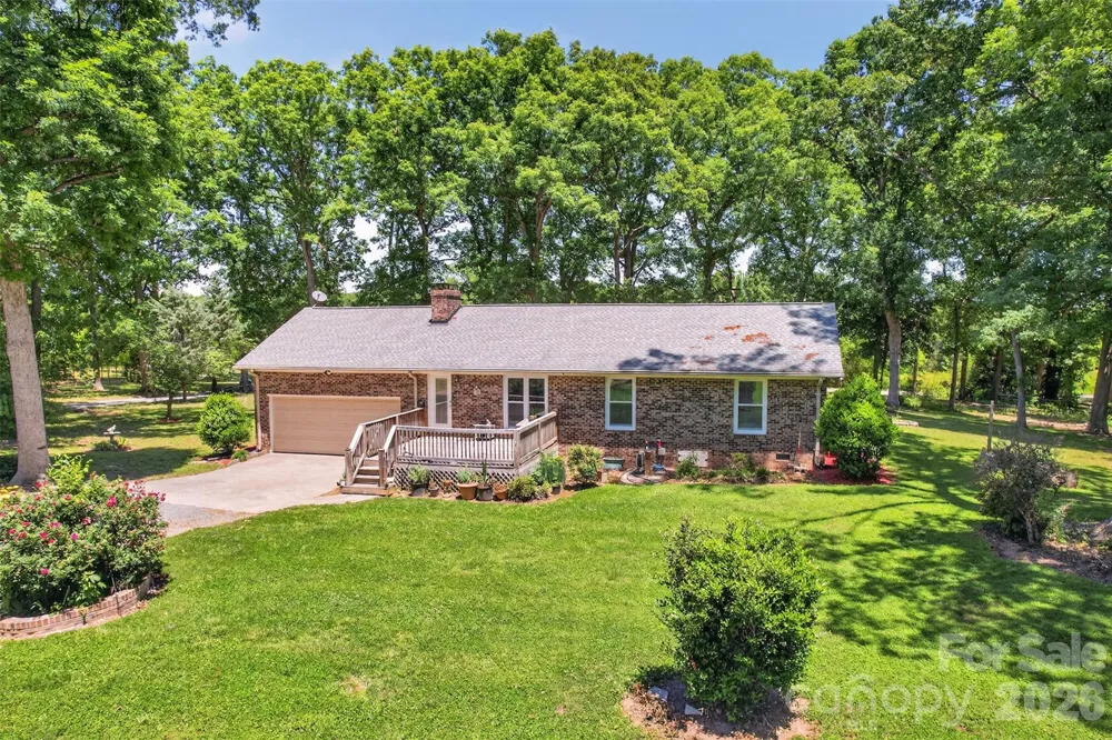 9807 Black Road Midland, NC 28107