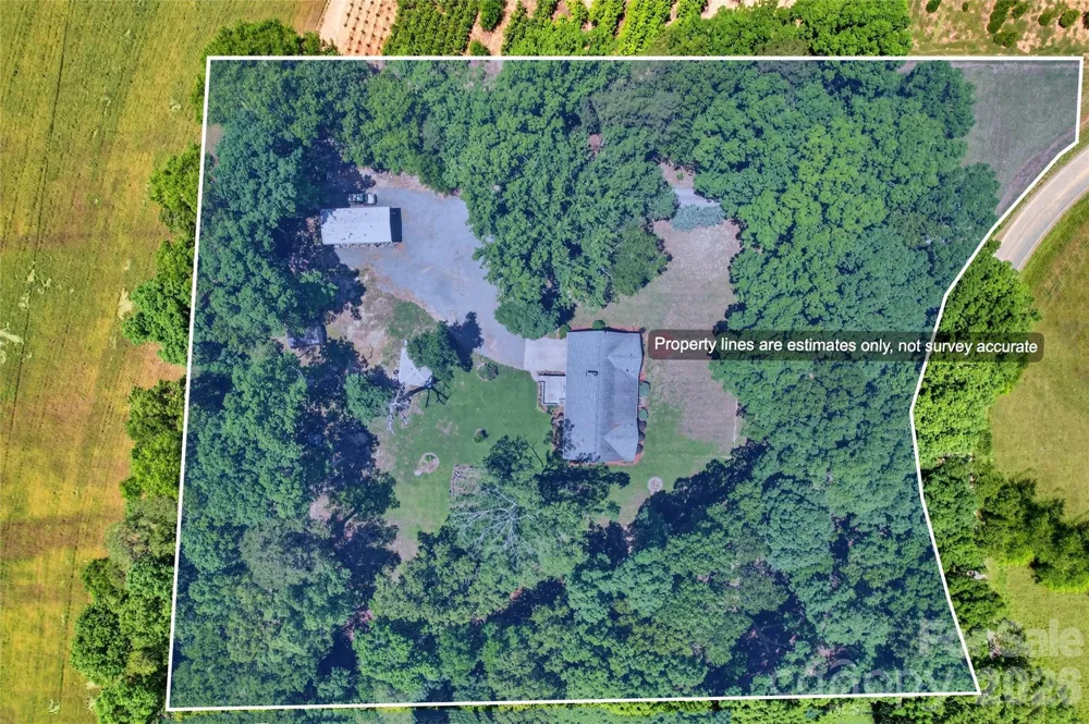 9807 Black Road Midland, NC 28107