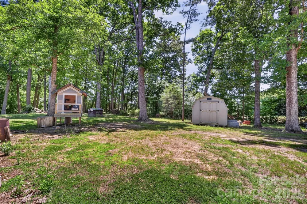 9807 Black Road Midland, NC 28107