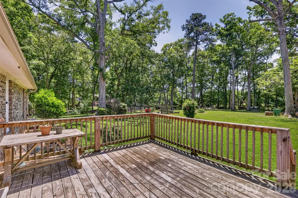 9807 Black Road Midland, NC 28107