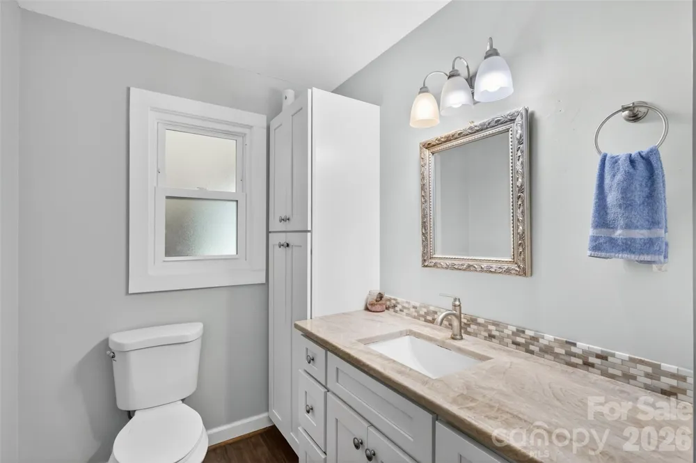9807 Black Road Midland, NC 28107