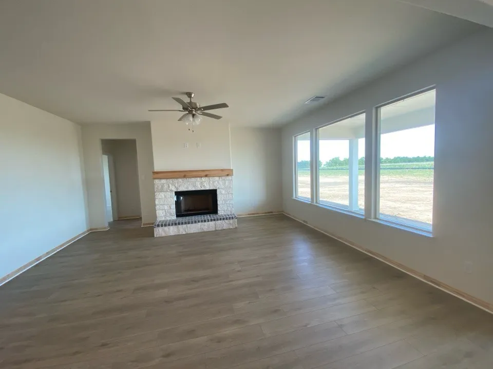 720 County Road 200 Valley View, TX 76272