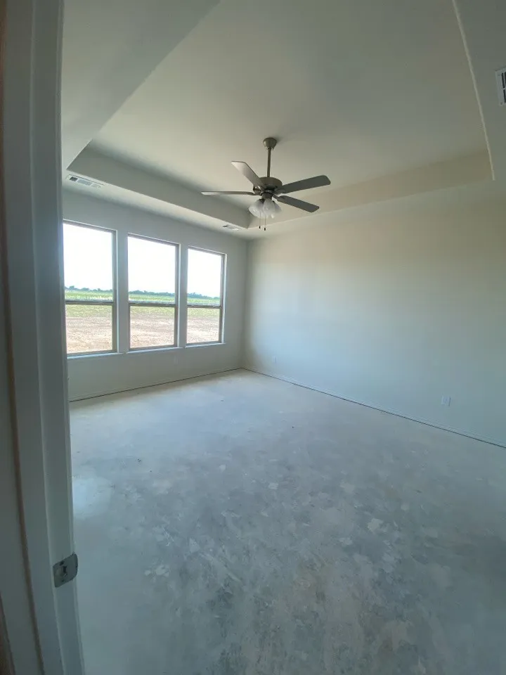 720 County Road 200 Valley View, TX 76272