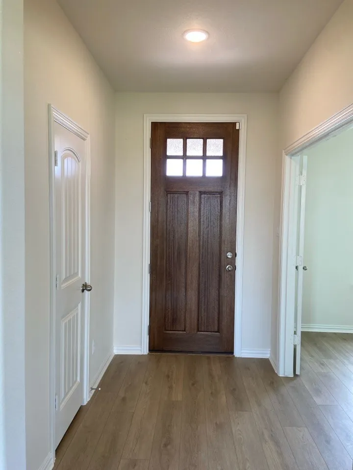 720 County Road 200 Valley View, TX 76272