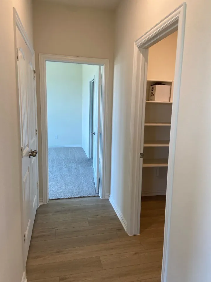 720 County Road 200 Valley View, TX 76272