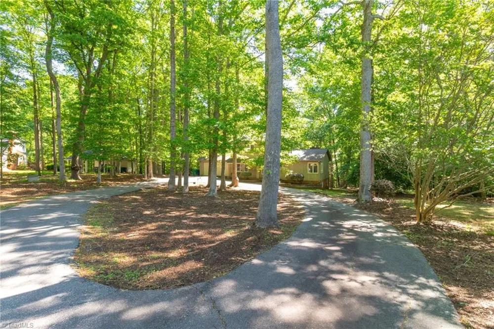 183 Deertract Loop Stoneville, NC 27048