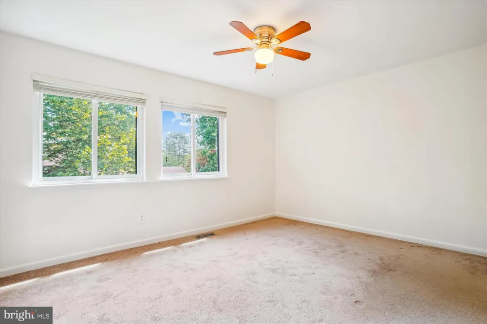 9082 ARLINGTON BOULEVARD Fairfax, VA 22031