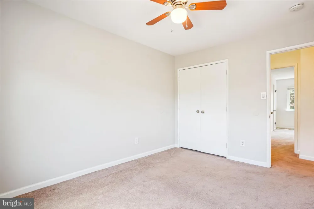 9082 ARLINGTON BOULEVARD Fairfax, VA 22031