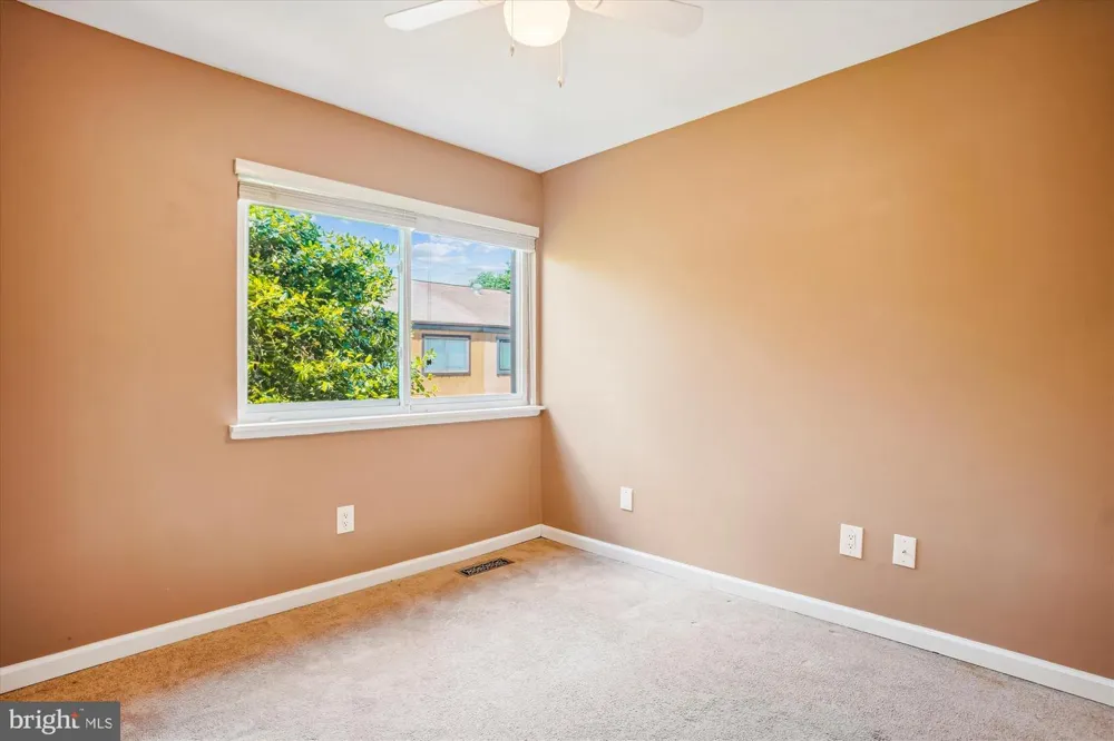 9082 ARLINGTON BOULEVARD Fairfax, VA 22031