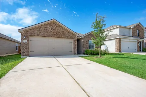 132 Maywood Lane