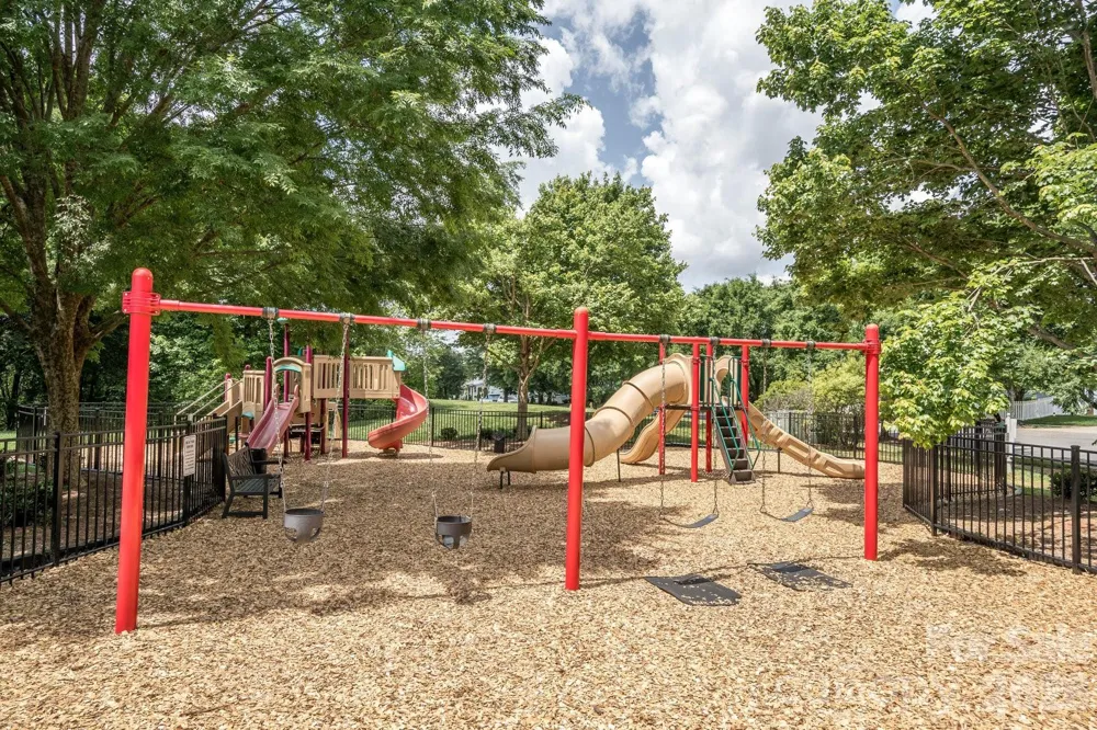 1023 White Point Drive Huntersville, NC 28078