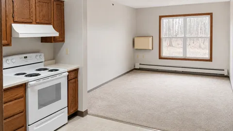 1602 Pioneer Court