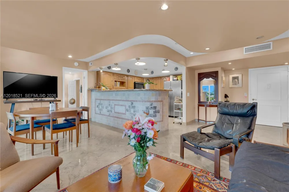 200 Diplomat Pkwy #336 Hallandale Beach, FL 33009