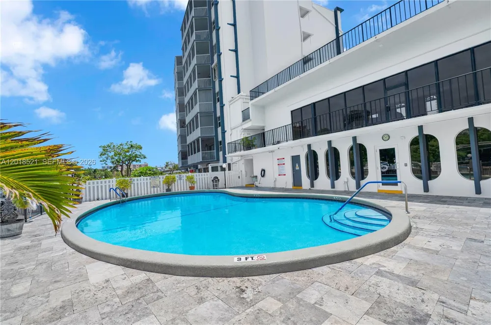 200 Diplomat Pkwy #336 Hallandale Beach, FL 33009