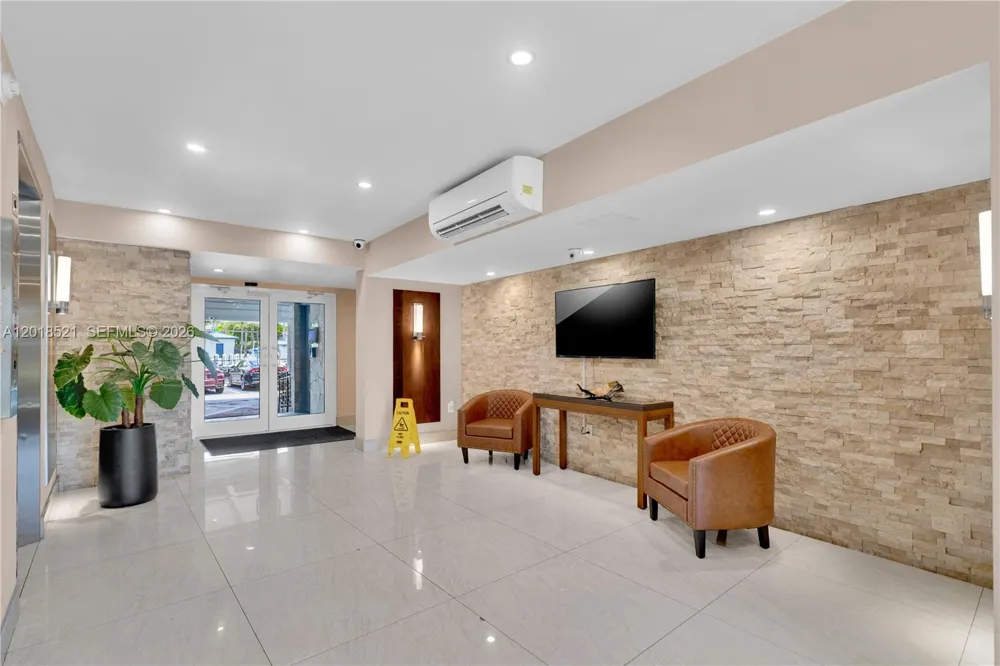 200 Diplomat Pkwy #336 Hallandale Beach, FL 33009