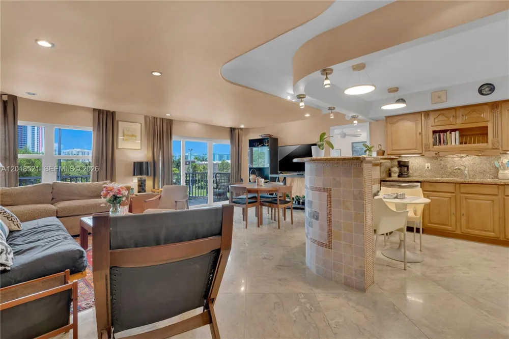 200 Diplomat Pkwy #336 Hallandale Beach, FL 33009