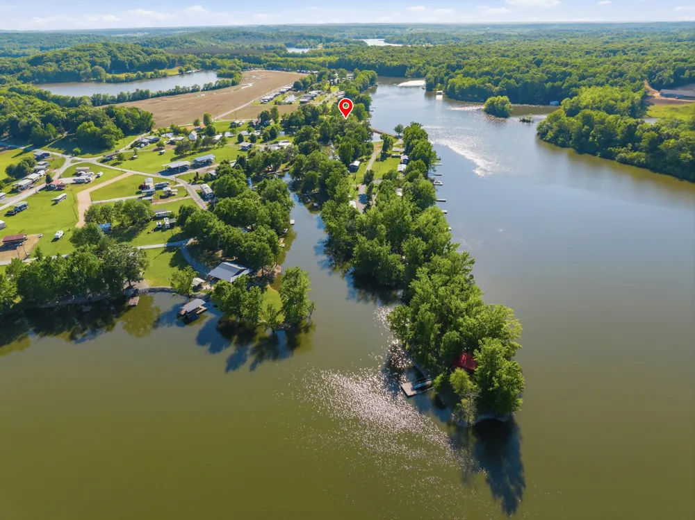 0 Jakes Point Decaturville, TN 38329