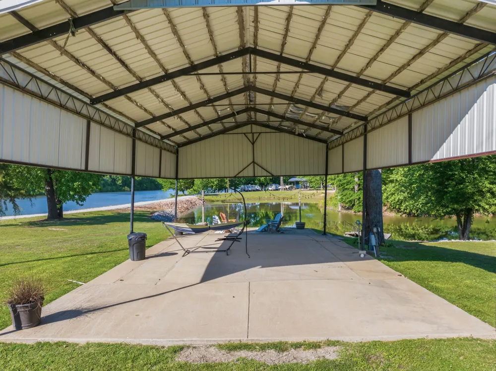 0 Jakes Point Decaturville, TN 38329