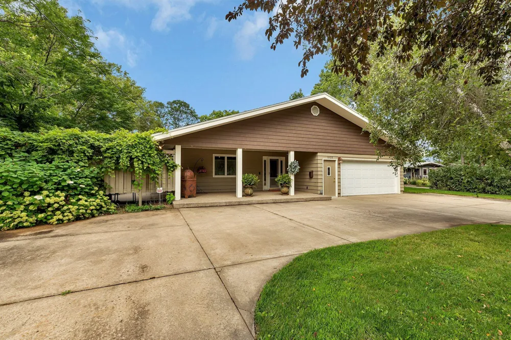 1025 Water Avenue S Sauk Rapids, MN 56379