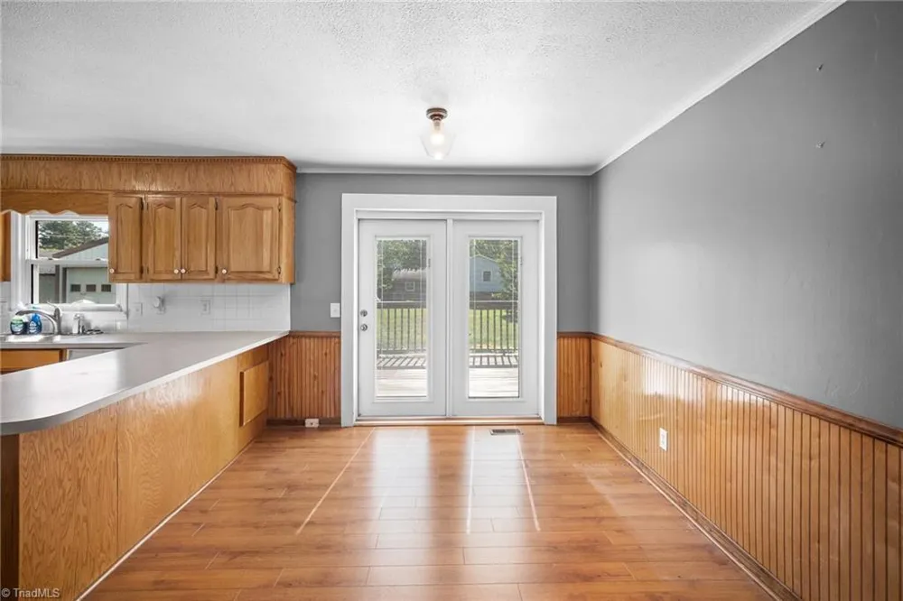 287 Holly Avenue Mount Airy, NC 27030