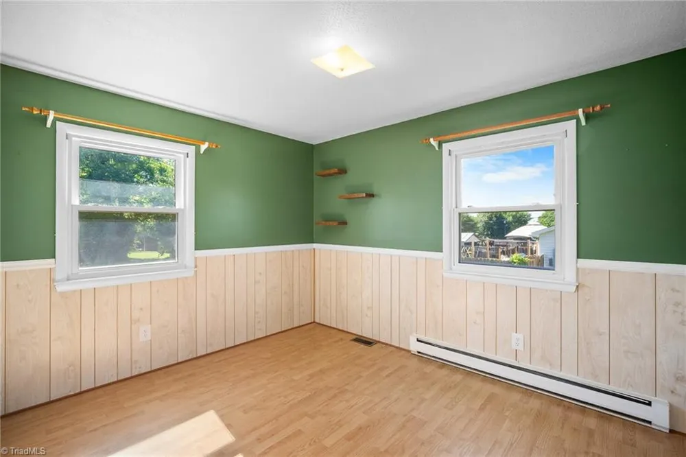 287 Holly Avenue Mount Airy, NC 27030