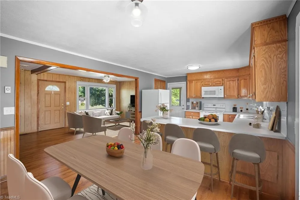 287 Holly Avenue Mount Airy, NC 27030