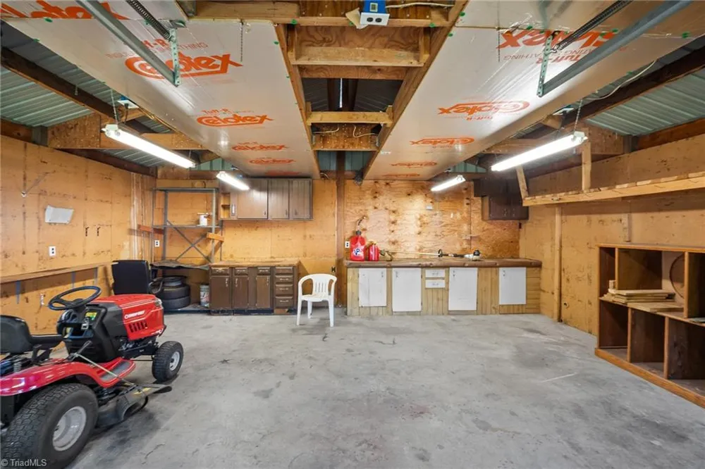 287 Holly Avenue Mount Airy, NC 27030