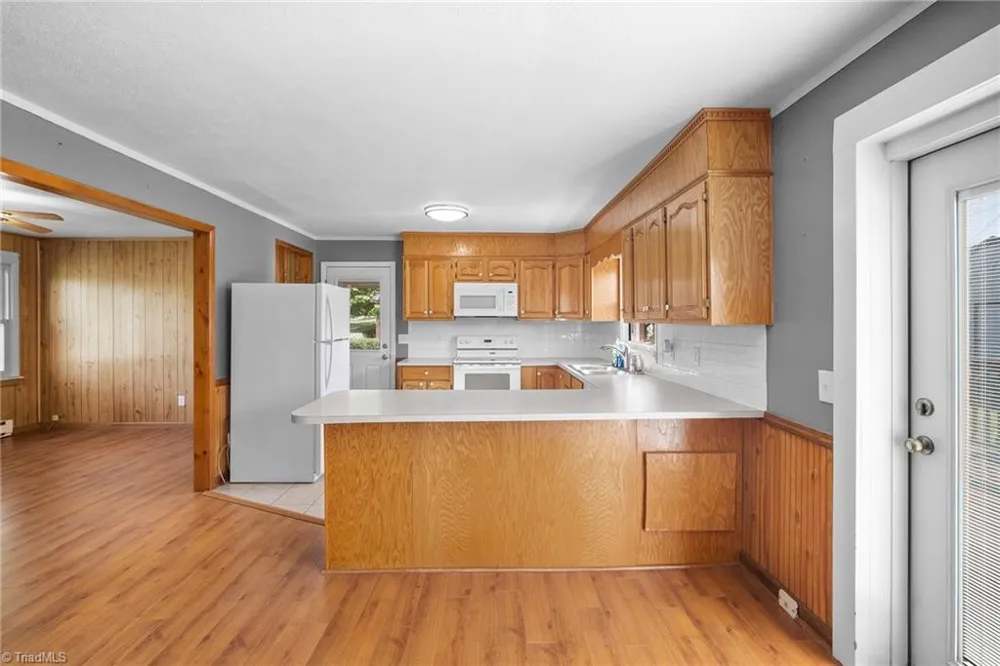 287 Holly Avenue Mount Airy, NC 27030