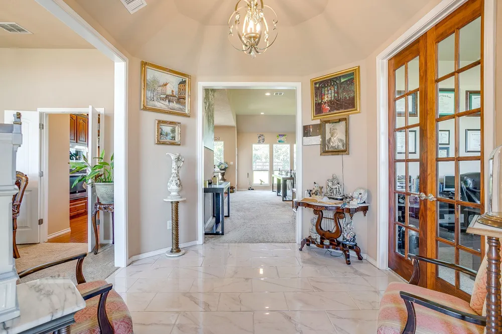 5400 Posada Drive Fort Worth, TX 76036
