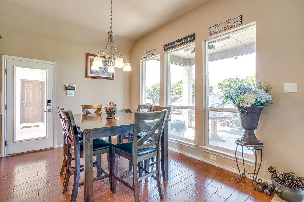 5400 Posada Drive Fort Worth, TX 76036