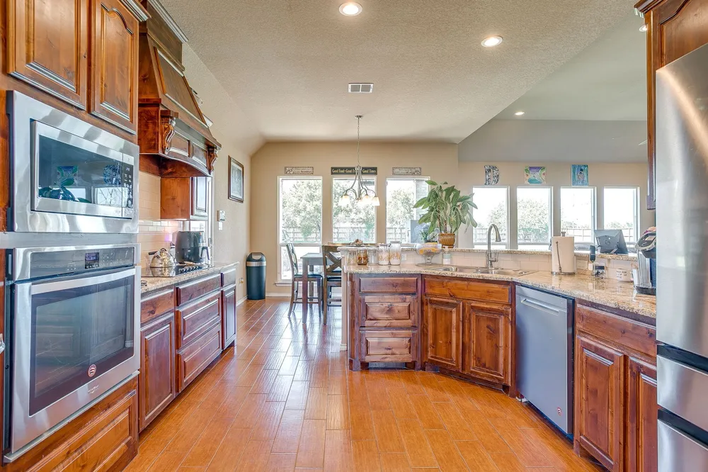 5400 Posada Drive Fort Worth, TX 76036